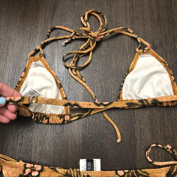Guess Collection Bikini 👙 - Picture 4 of 8